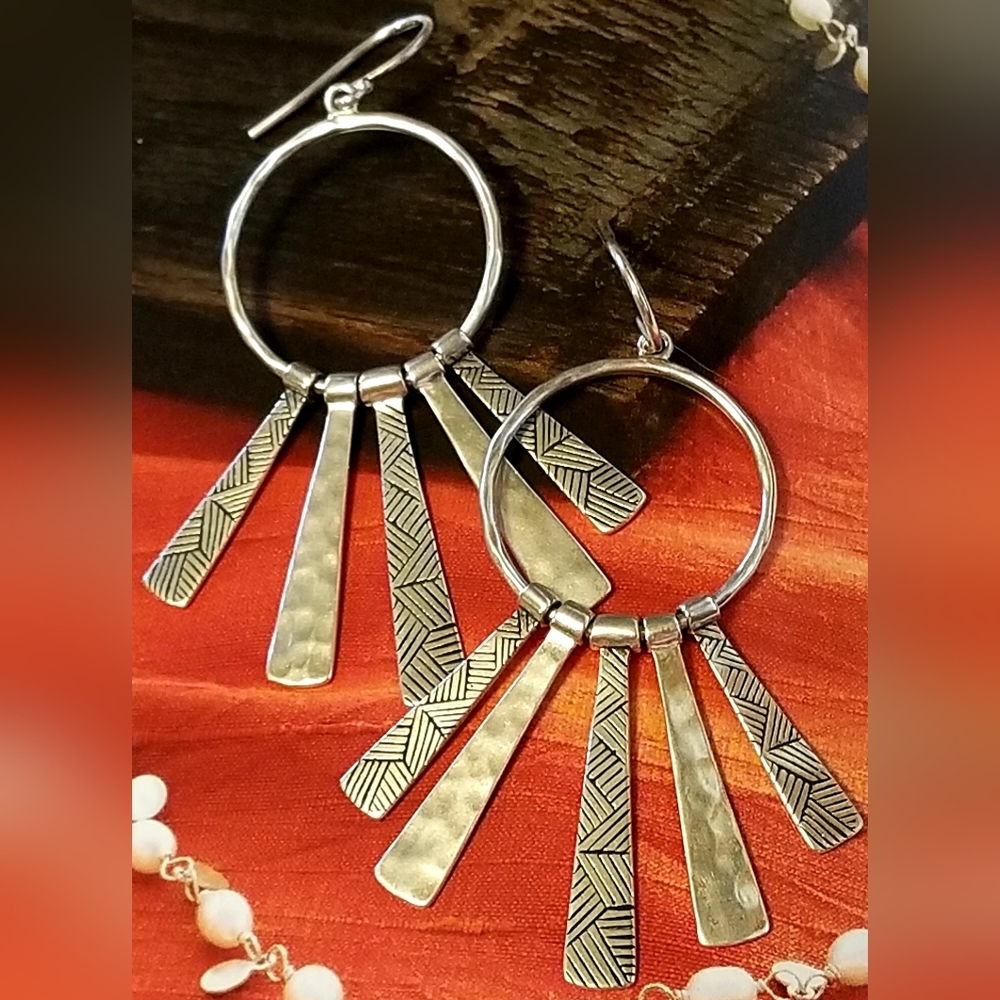 Silpada Sterling Silver "Nod to Mod" Earrings
